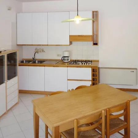 Apartment In Lido Di Jesolo Near The Sea *