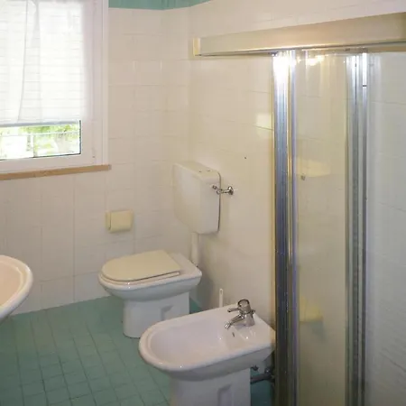 Apartment In Lido Di Jesolo Near The Sea *